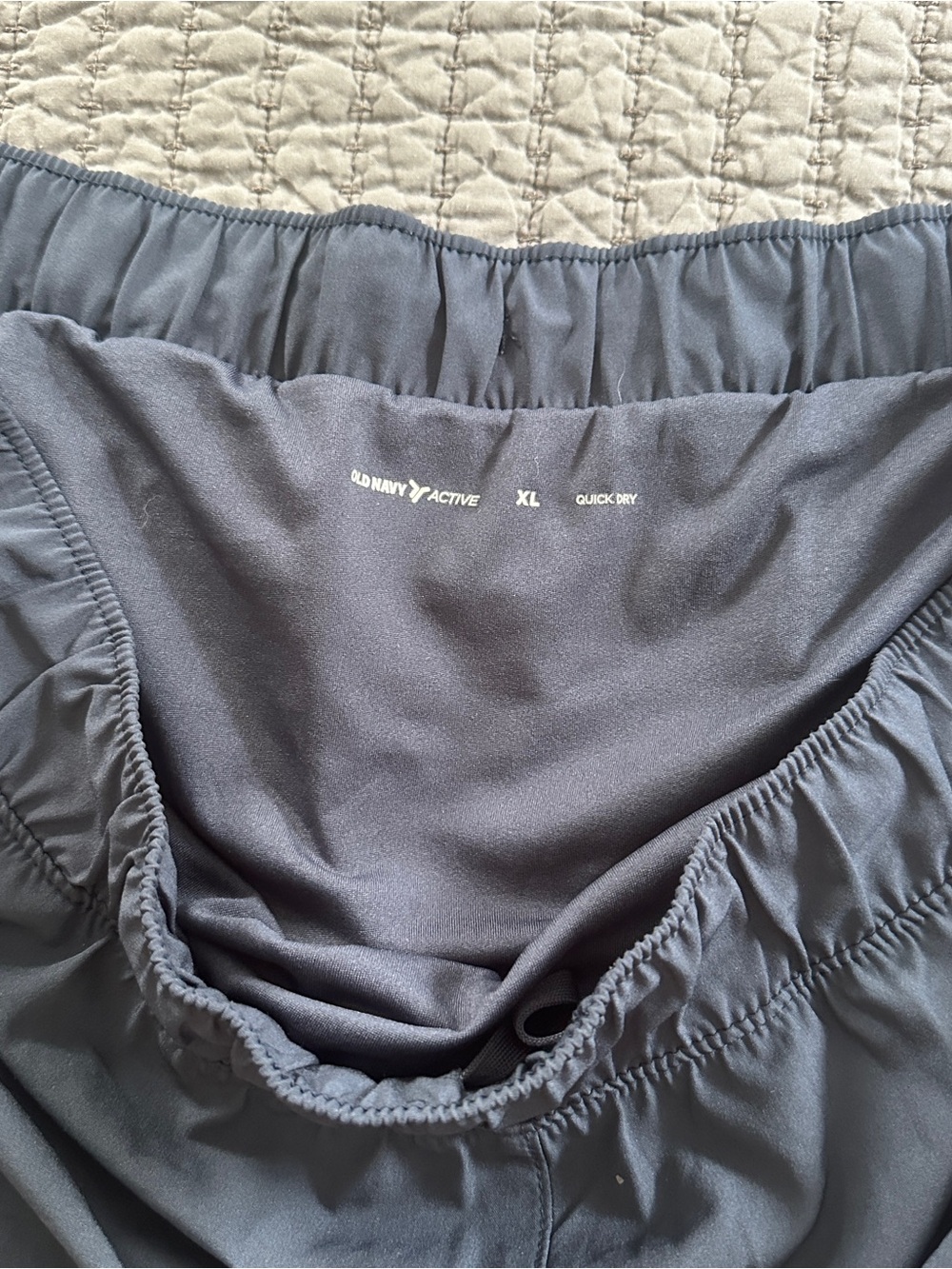 Old Navy Women's Navy Athletic Running Shorts - Picture 6 of 7